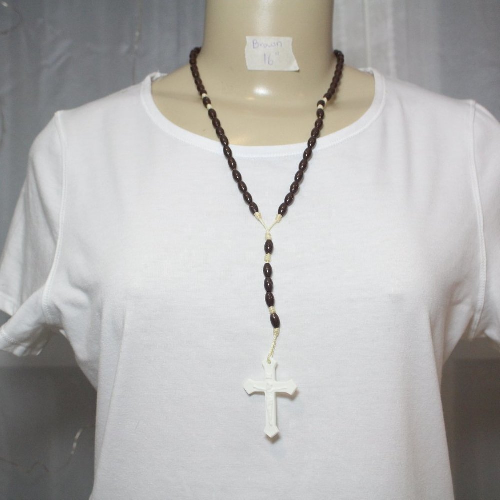 1990s Brown & White 16" Long Catholic Praying Rosary Beads
